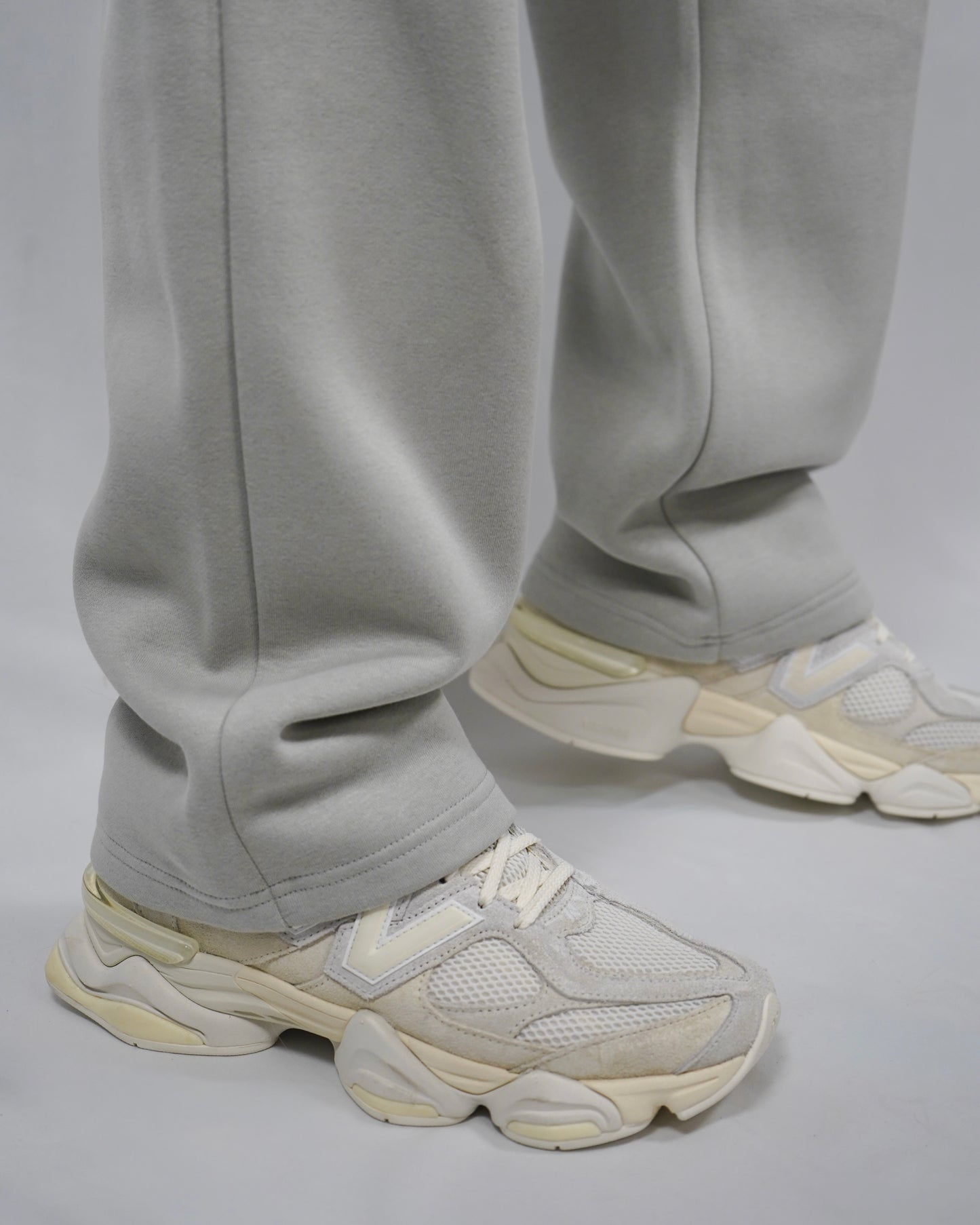 JOGGER GREY