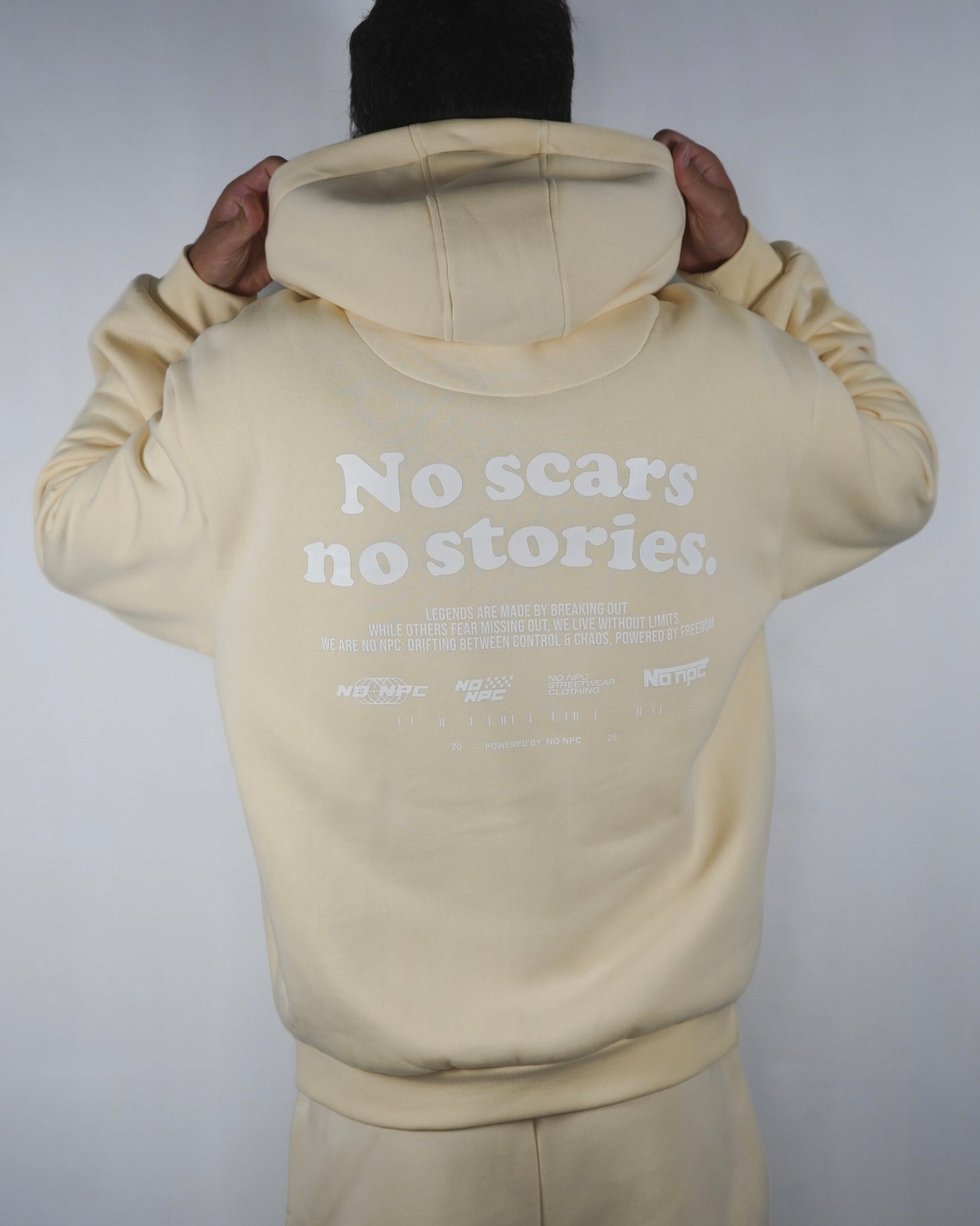 NO SCARS NO STORIES ZIPPER BEIGE