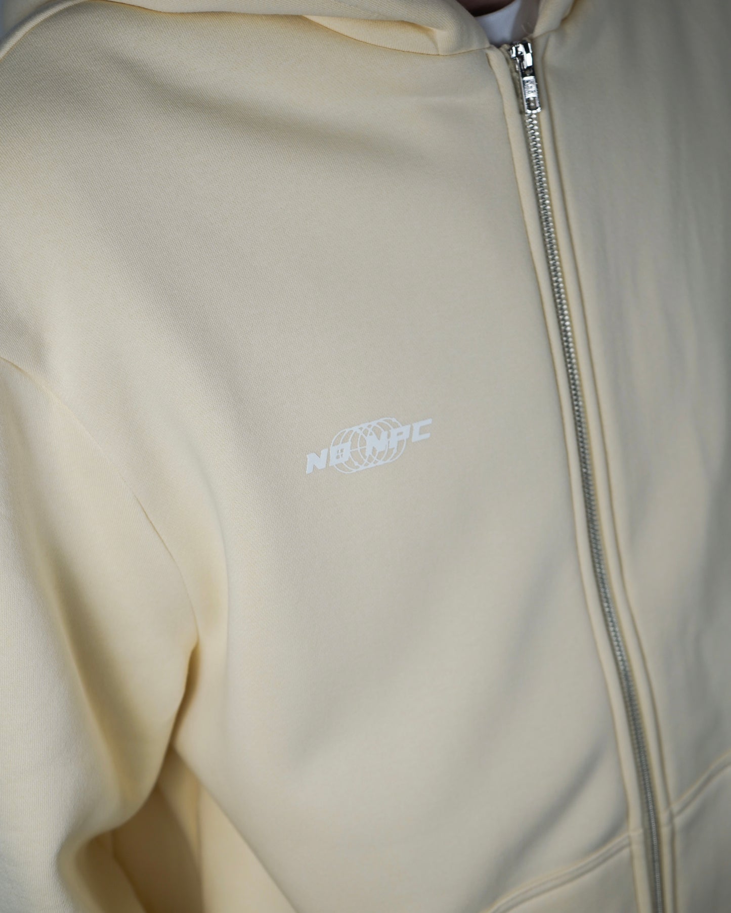 NO SCARS NO STORIES ZIPPER BEIGE