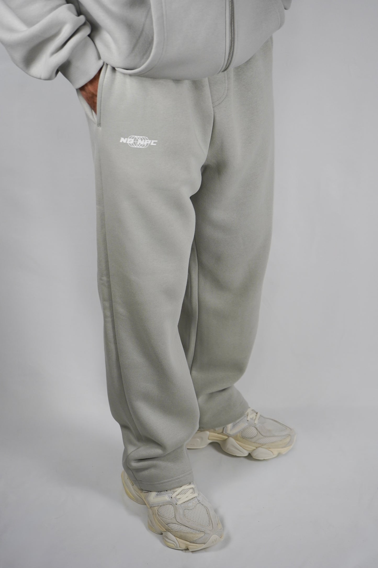 JOGGER GREY